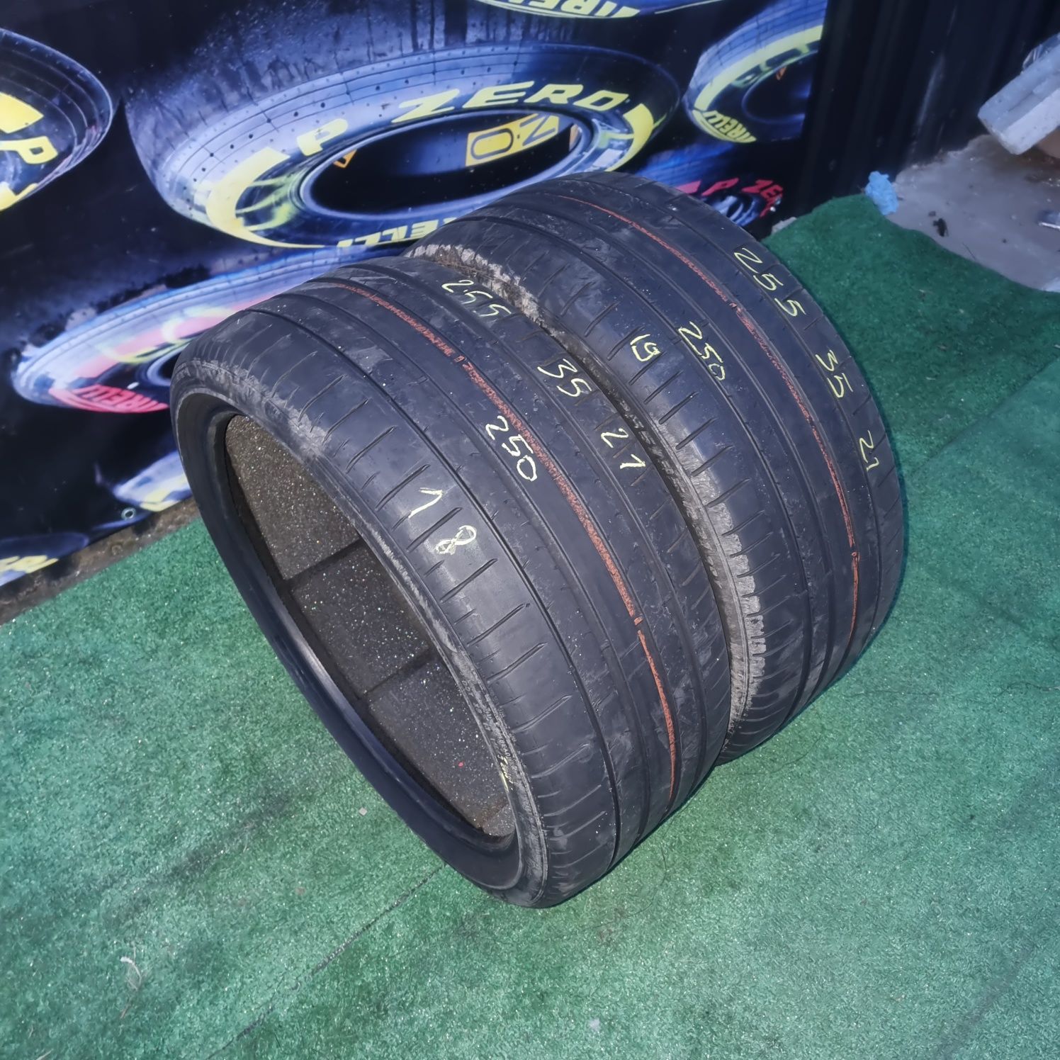 255.35.21 pirelli