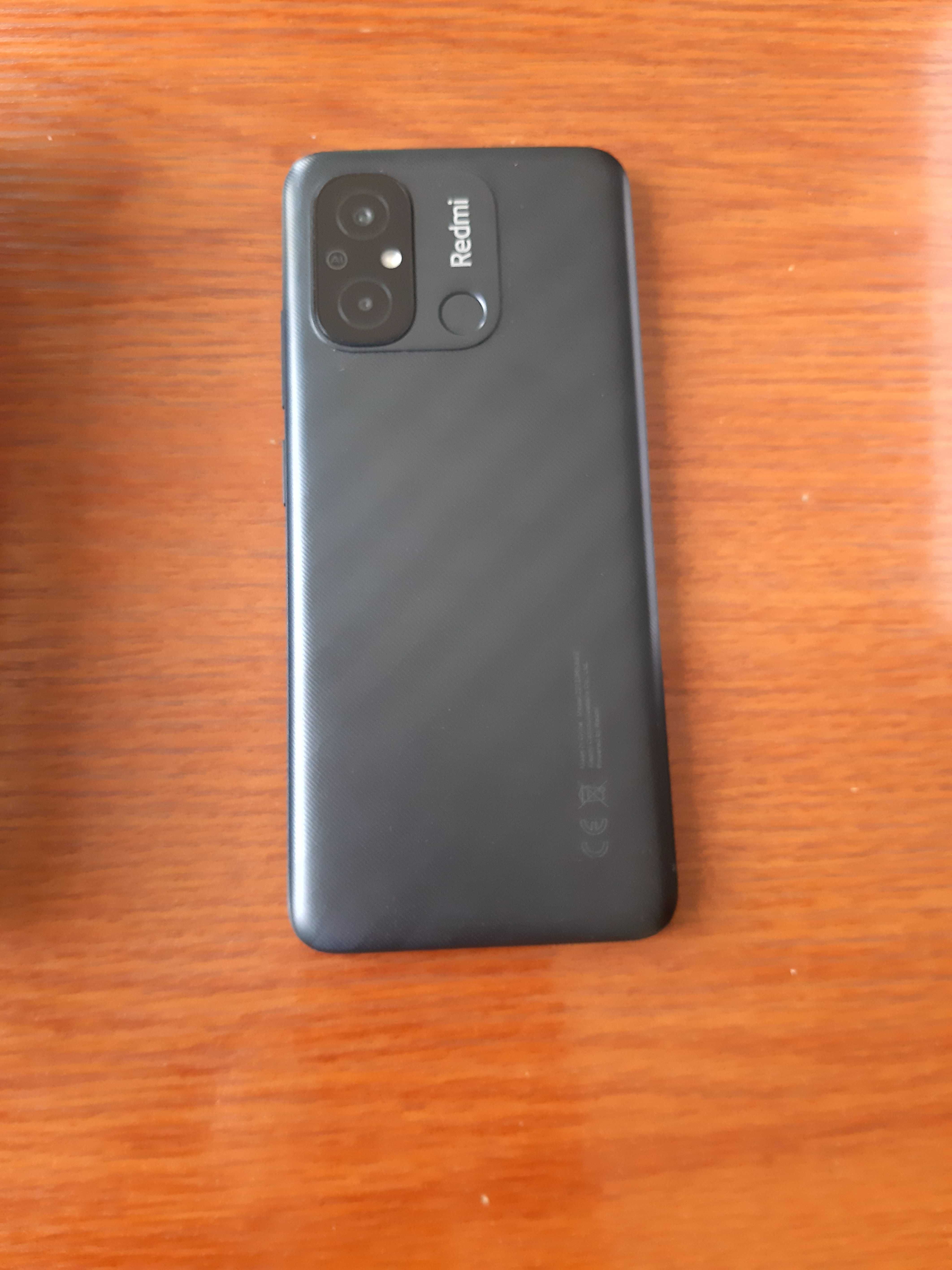 Продаётся  смартфон  Redmi 12C б/у в хорошем состоянии.