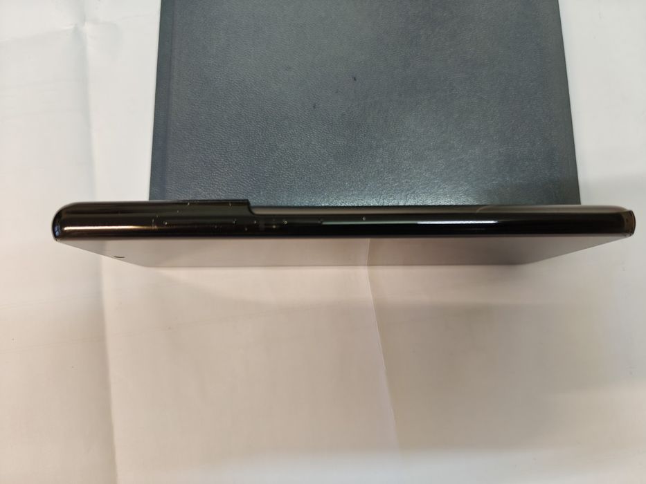 Samsung Galaxy S21 Ultra 512GB 16GB RAM spate ușor fisurat