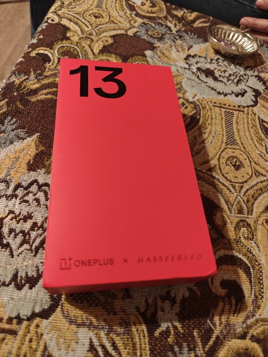 Oneplus 13 12/256gb garanție 21 luni