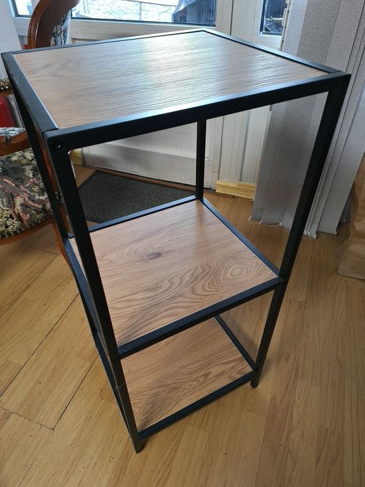 Гардероб,конзолна маса,етажерка цвят сонома дъб