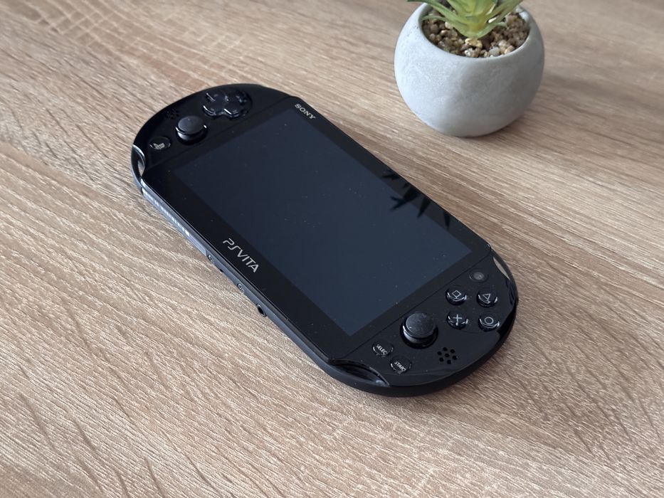 Consola Sony Playstation Vita Slim PCH 2016