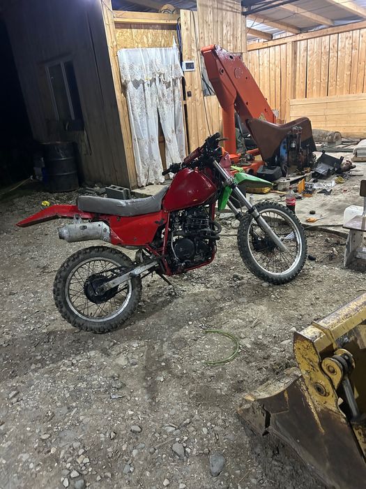 Cross honda xl600r