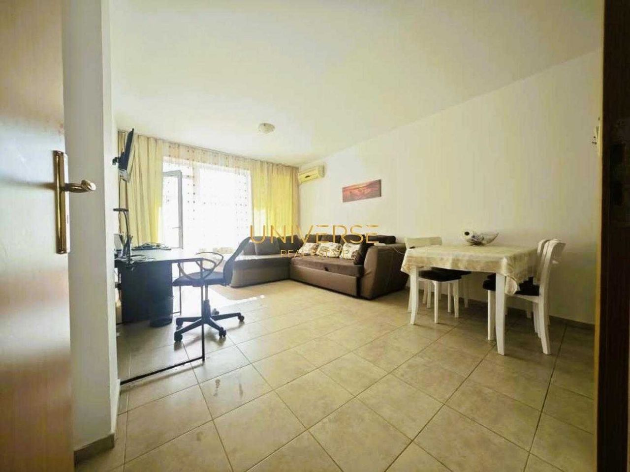 Продава се Двустаен апартамент в к.к. Слънчев бряг - 61 кв.м за 1115 €/кв.м - Снимка #1