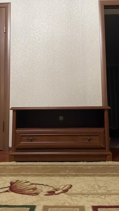 Подставка под телевизор