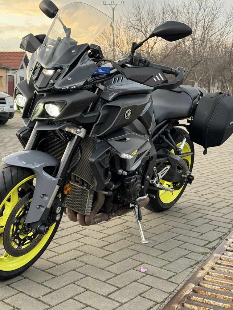 Yamaha MT-10 Touring Edition