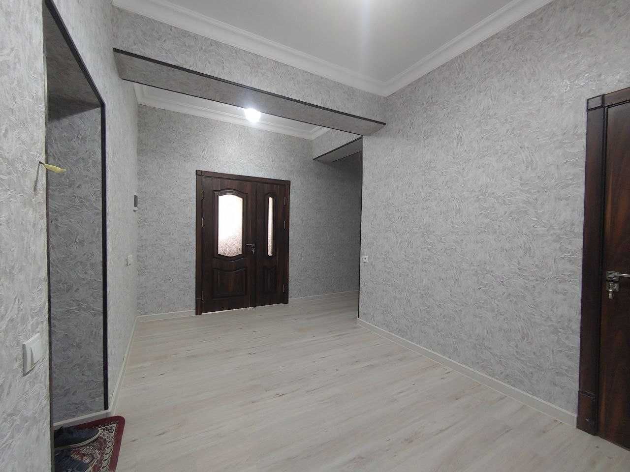 Янгихает, 3-х комнатная квартира в новостройке с ремонтом, 89 м2, 2 эт