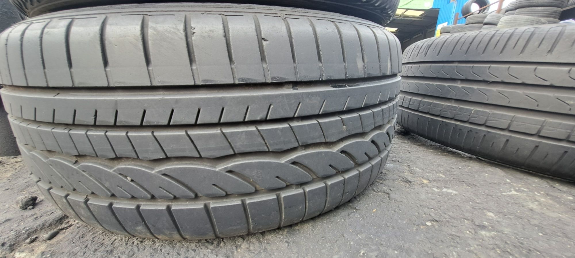 Cate 1  anv vara 225/45r17 Bridgestone/Dunlop  runflat Montaj Gratuit