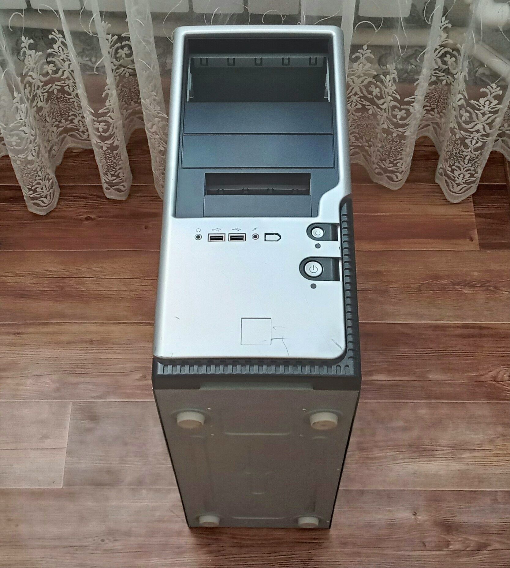 Корпус для сборки ПК.