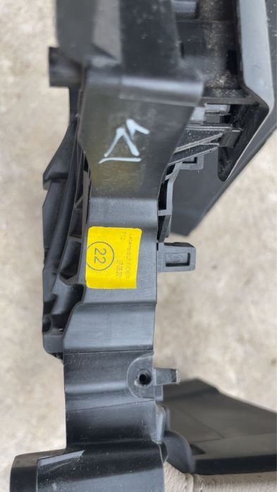 Cotiera de Anglia BMW Seria 5 F10 [facelift]