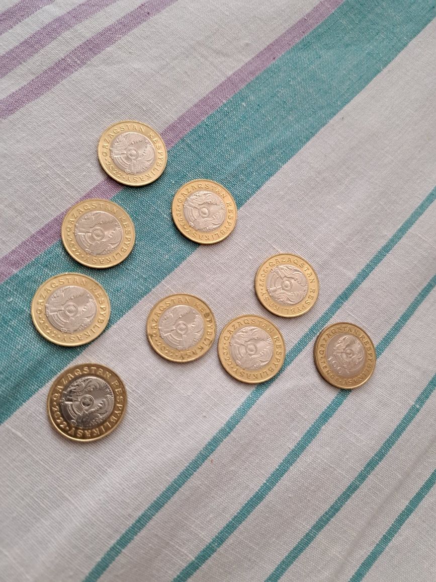 Продам коллекционные монеты 100 тенге