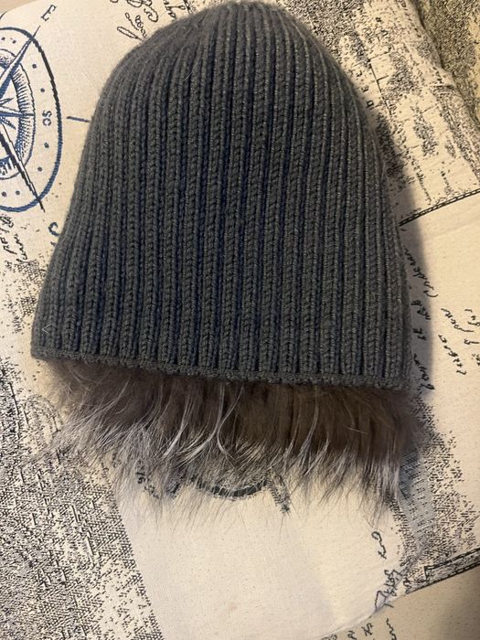 Шапка  сребърна лисица ест. косъм