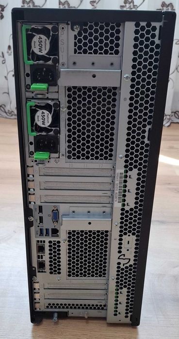 Server Fujitsu Primergy Tx 1330 M2 Xeon E5-2620 V4 16Gb ssd Intel