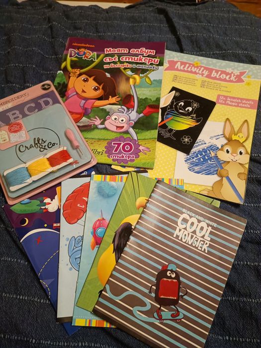 Два лота книги и тетрадки