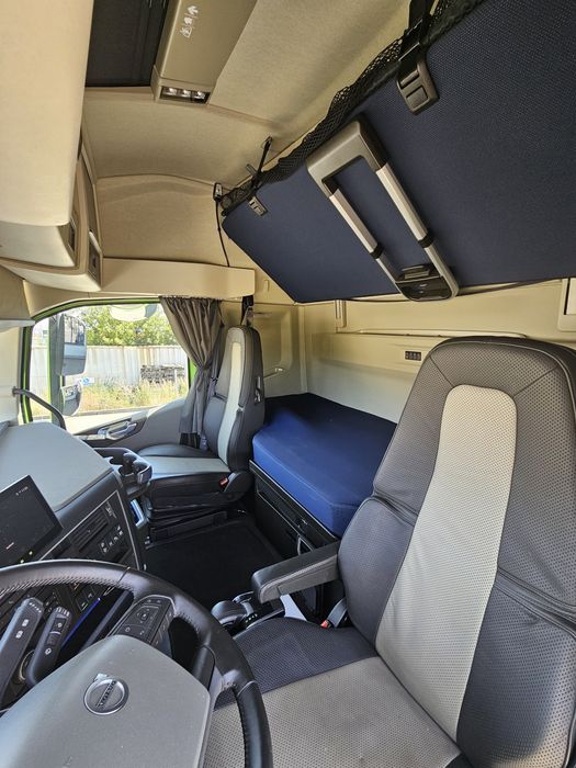 Volvo km 22800 an fabricație 2024 500 cp