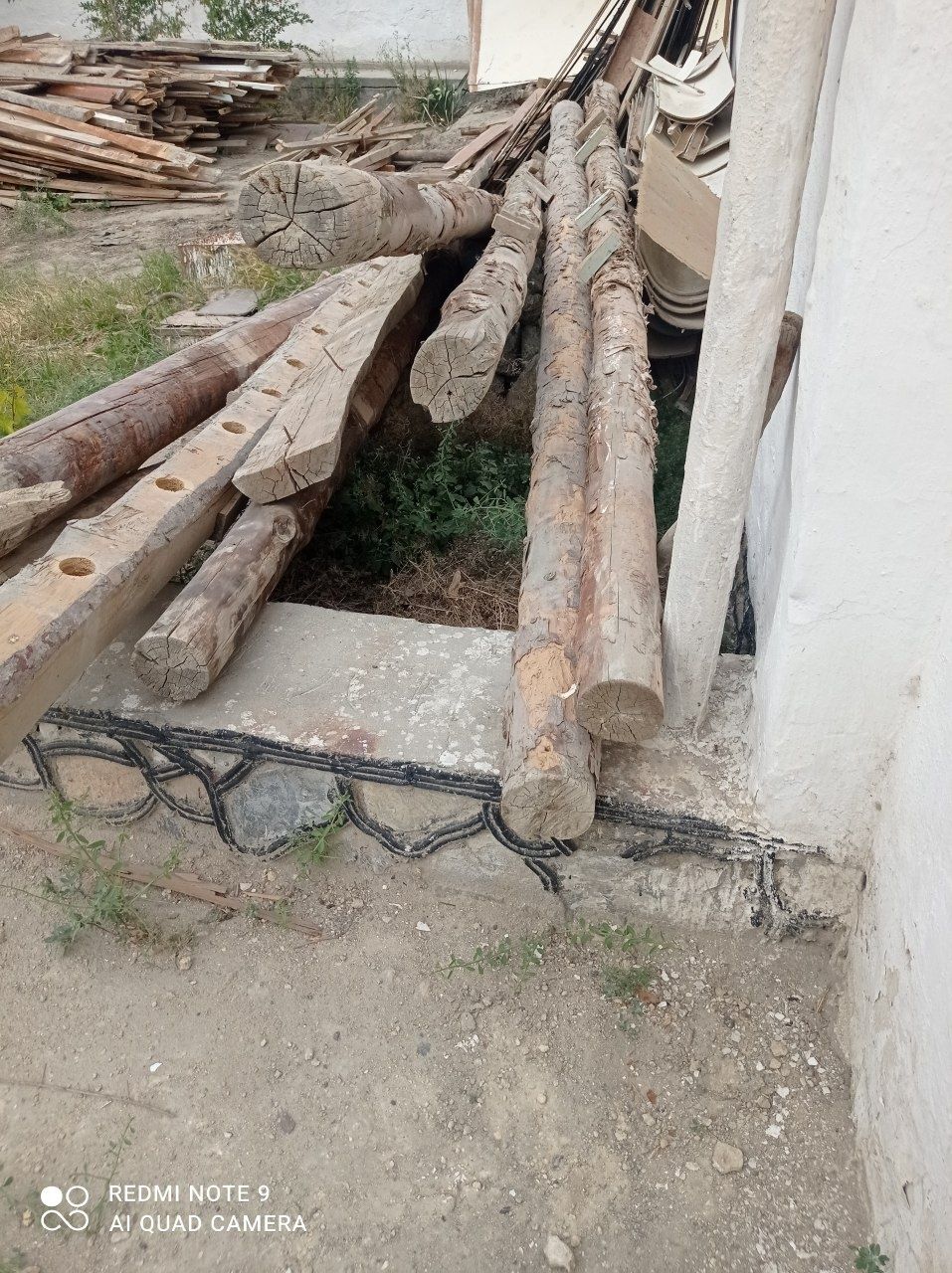 Болор ва қаламалар.