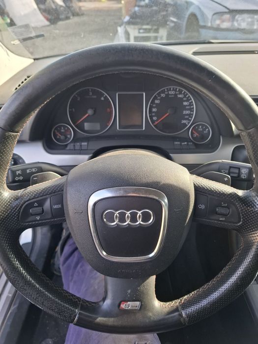Audi А 4  2008 година 2.0 TDI 140 к.с автоматик на части