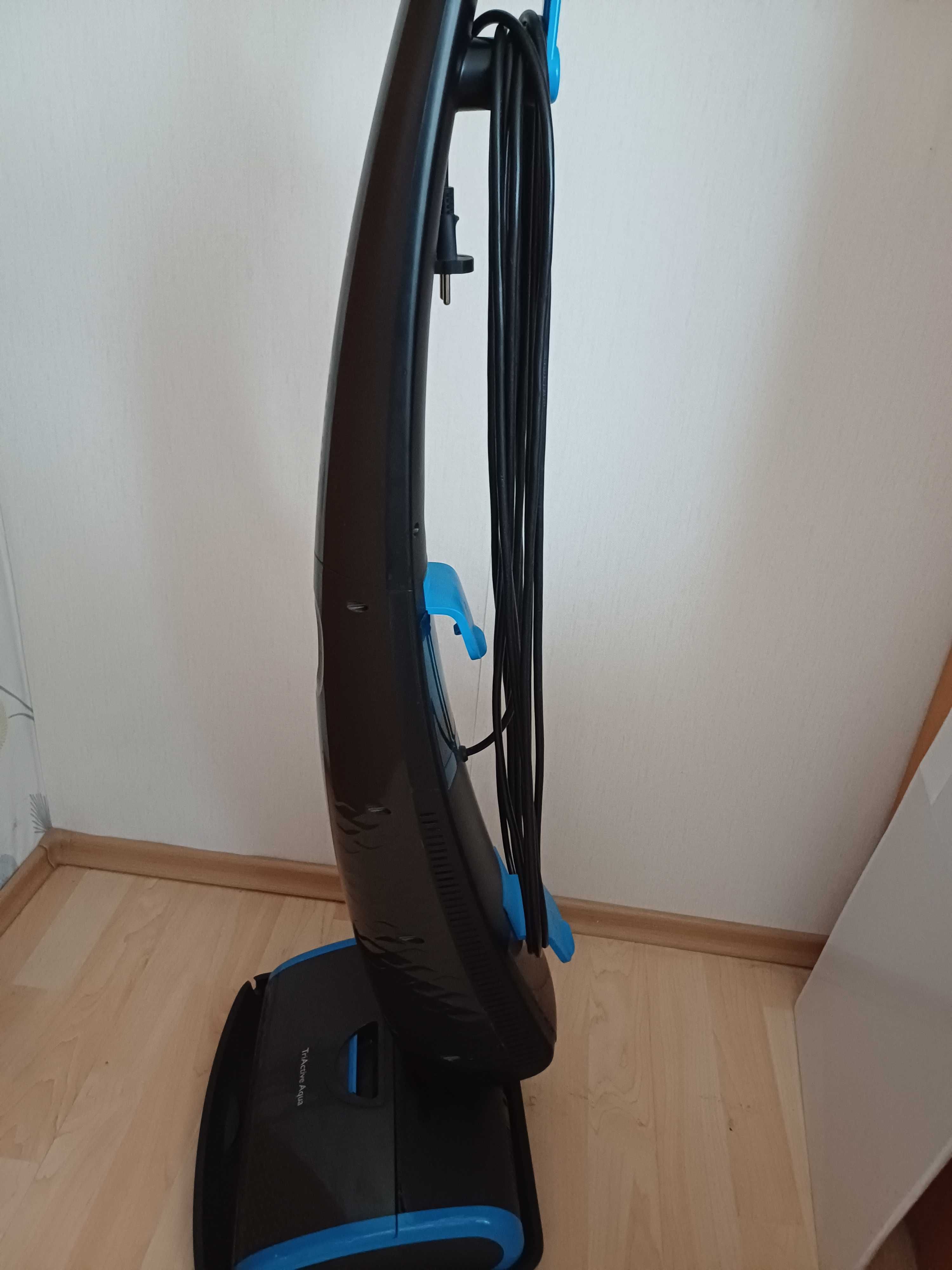 Philips 3 в 1 -просмукачка и подочистачка