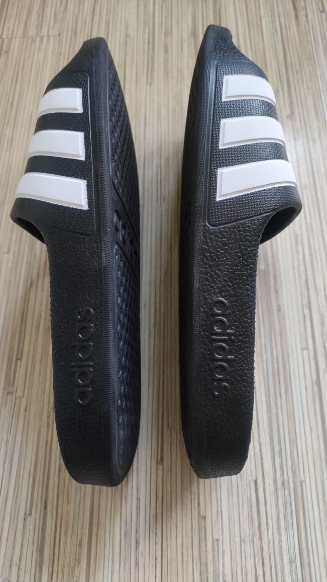 Детски джапанки Adidas