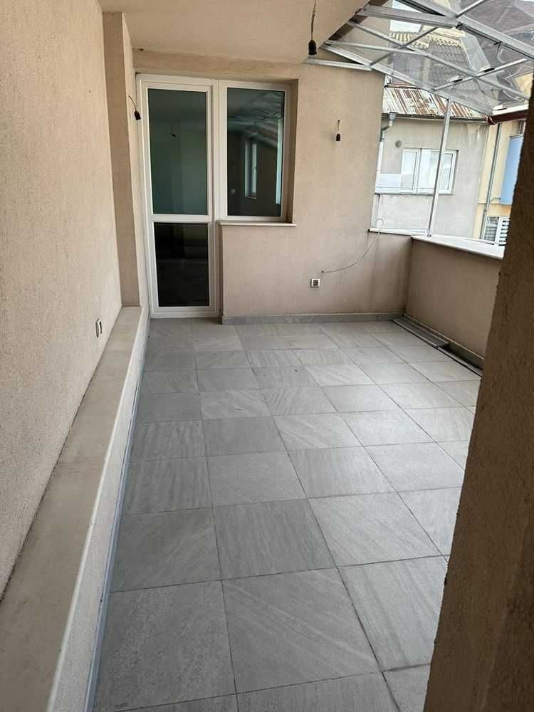 Продава се Многостаен апартамент в Пловдив, Съдийски - 200 кв.м за 1800 €/кв.м - Снимка #20