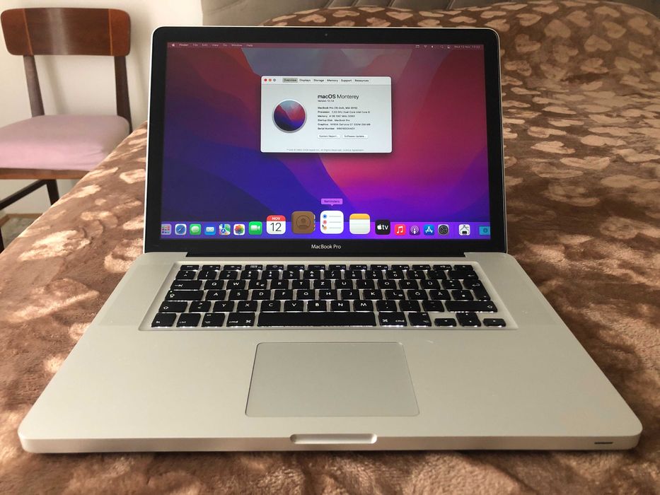MacBook Pro 15-inch 2010  2,53 GHz,4 GB,SSD 128 GB.Monterey. IMPECABIL