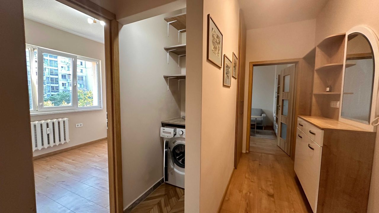 Дава се под наем Тристаен апартамент в Пловдив, Изгрев - 70 кв.м за 408 € - Снимка #3