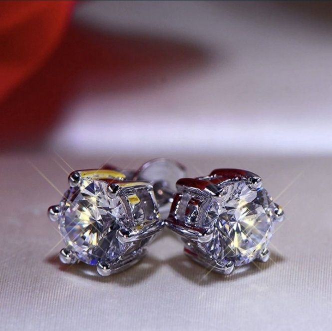 Ayol va qizlar uchun qulay va chiroyli kumish zirak.Proba 925