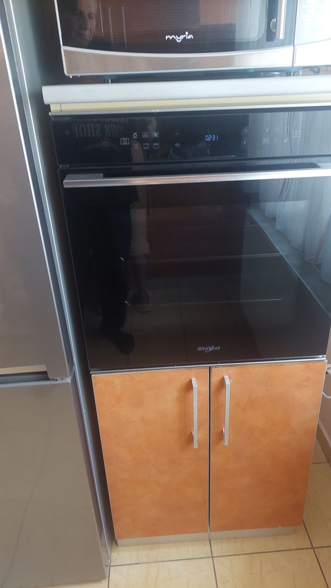 Vand mobila dr bucatarie în stare buna.