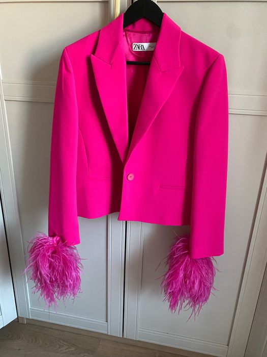 Sacou roz Zara Limited edition cu pene