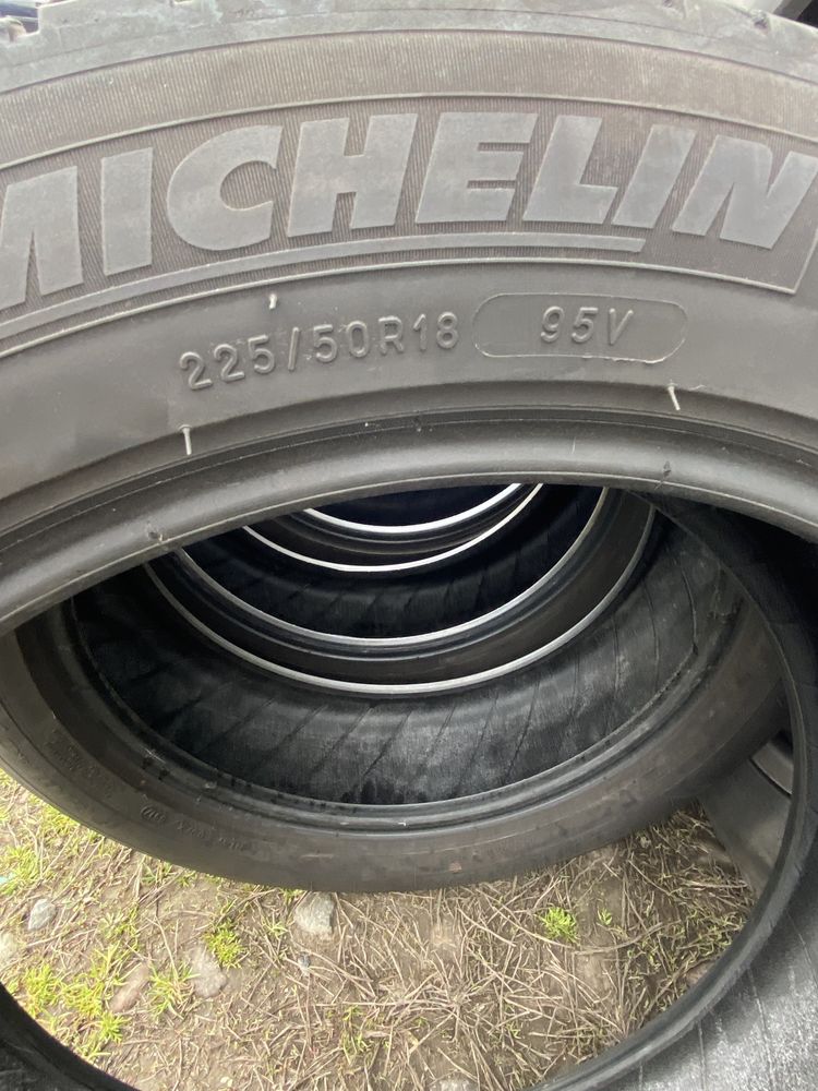 225/50/18/Michelin primacy 3