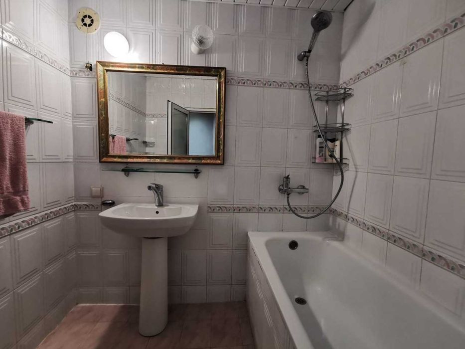 Дава се под наем Тристаен апартамент в Пловдив, Тракия - 96 кв.м за 400 € - Снимка #10