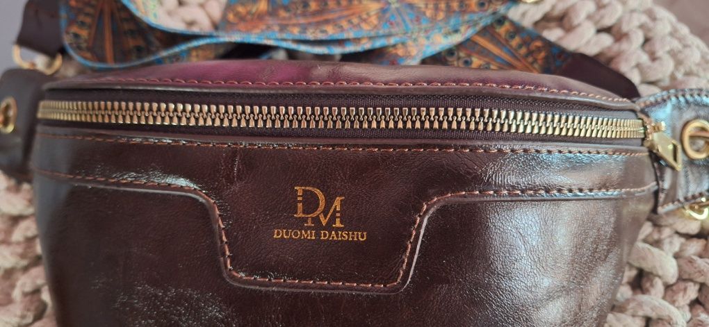 Geanta crossbody Duomi Daishu!