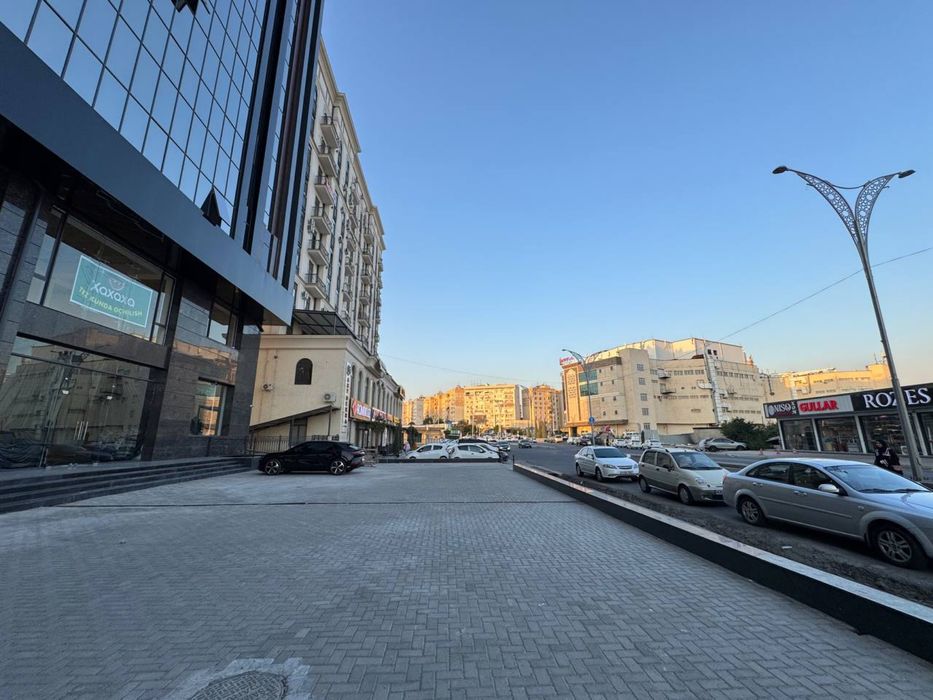 Noturar Joy Ijaraga Beriladi 251kv.m 1-qator Shayxontohur Tumani