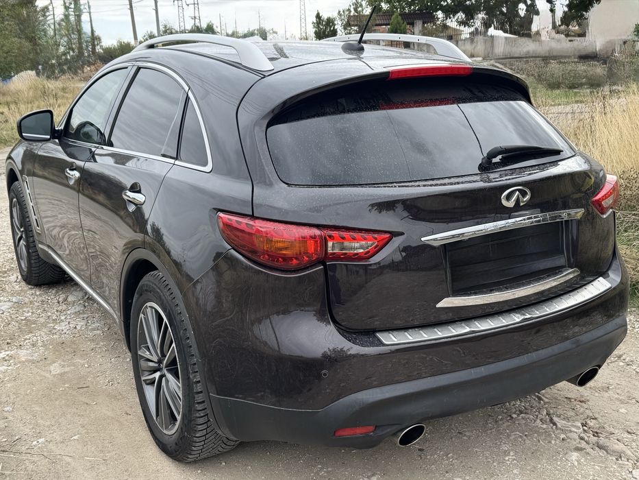 Infiniti FX35/ QX70 LPG