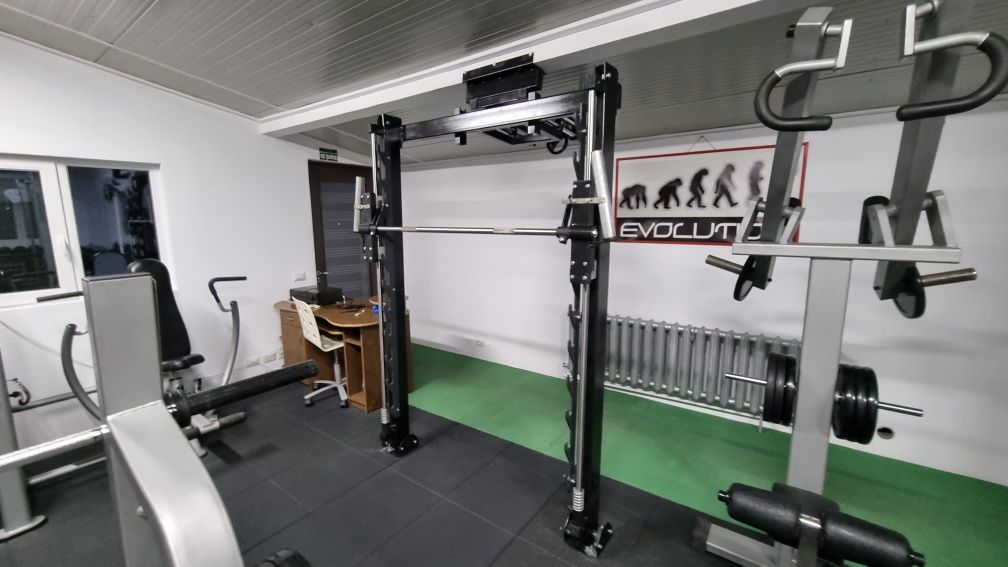 Smith machine / ultraprofesional /unghi de culisare reglabil !!!