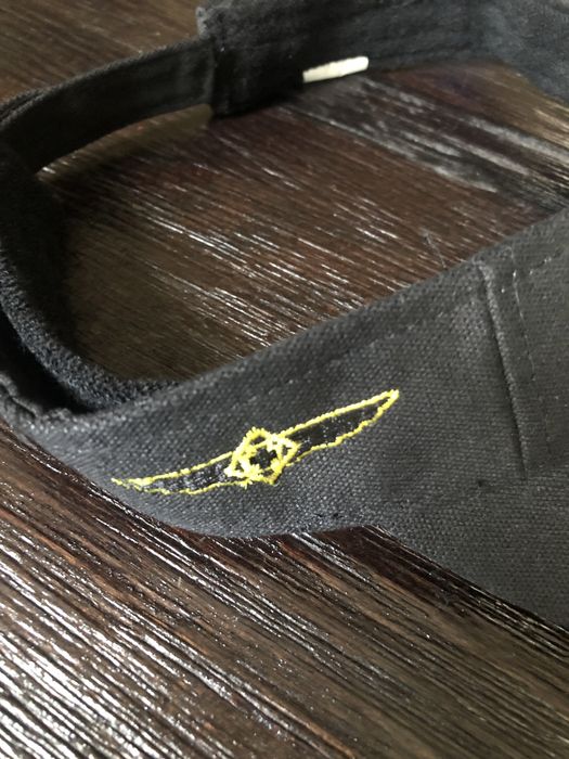 Козирка Invicta