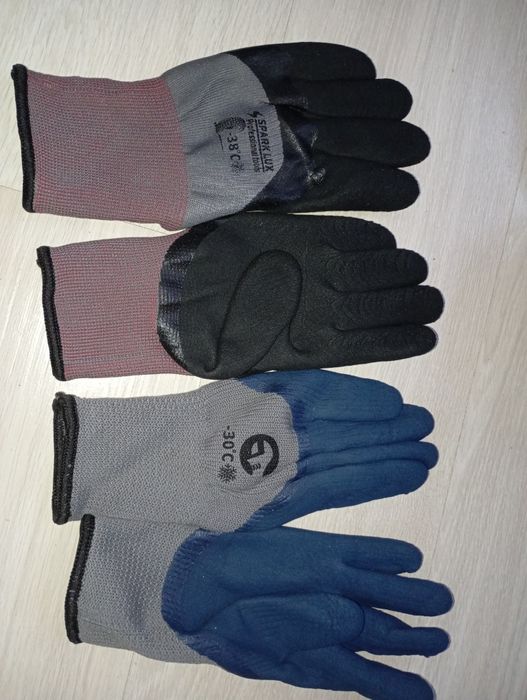 Продам зимние рабочие перчатки