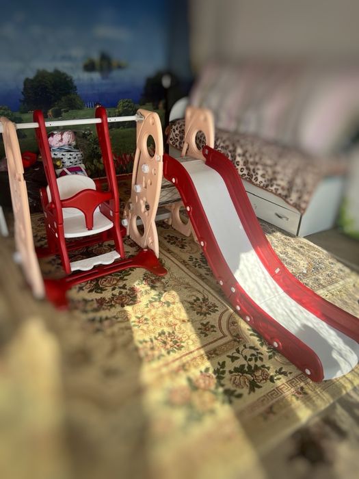 Детская горка с качелей