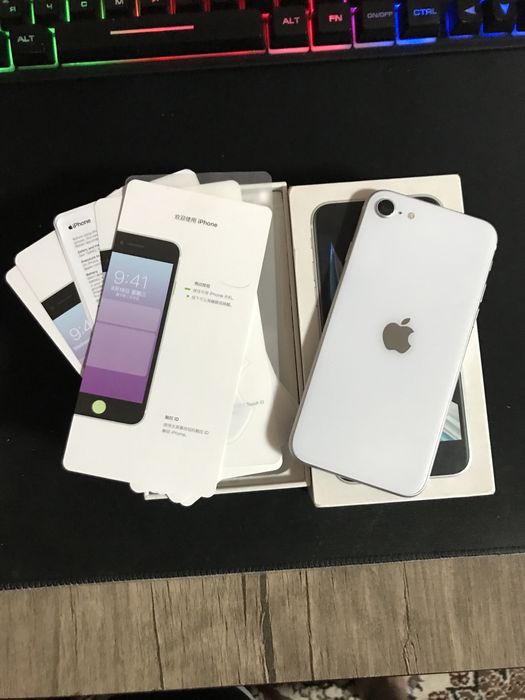 Iphone se 2020 White Ideal