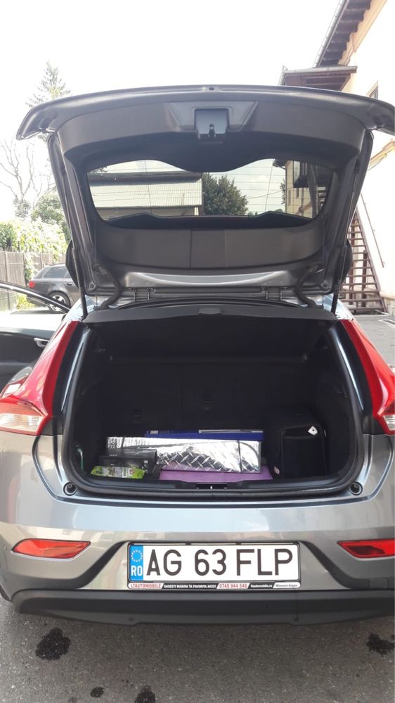 Volvo V40 an 2018