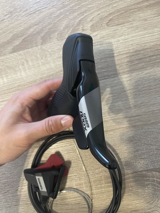 Maneta frana/ schimator Sram Apex 12 viteze hidraulica mecanica