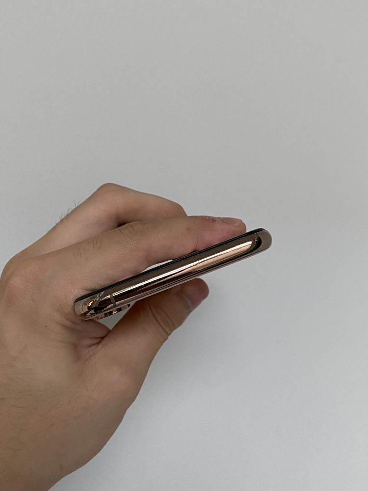Iphone xs 64gb 79% korobka bor