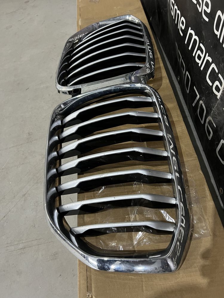 Grila radiator Bmw x5 G05 7454888