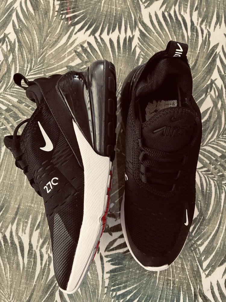 Nike - Air Max 270