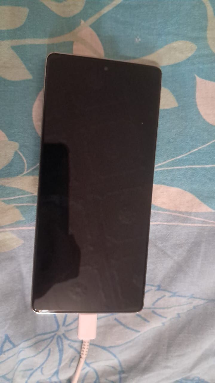 Продам Infinix note 40