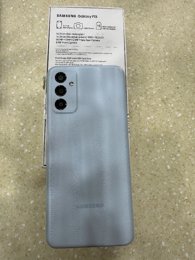 Samsung F13 sotiladi.