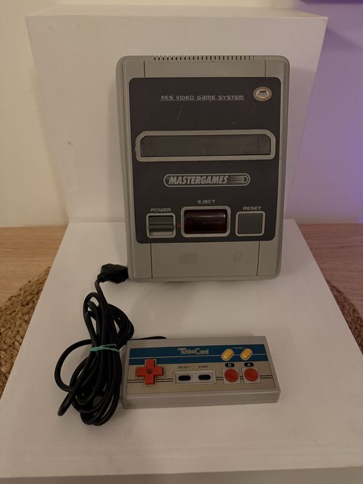 Ness Video Game MasterGames + Controler