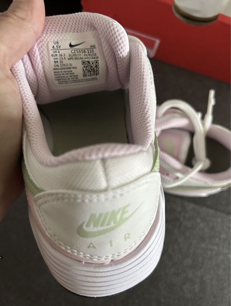 Încălțăminte sport Nike 36,5