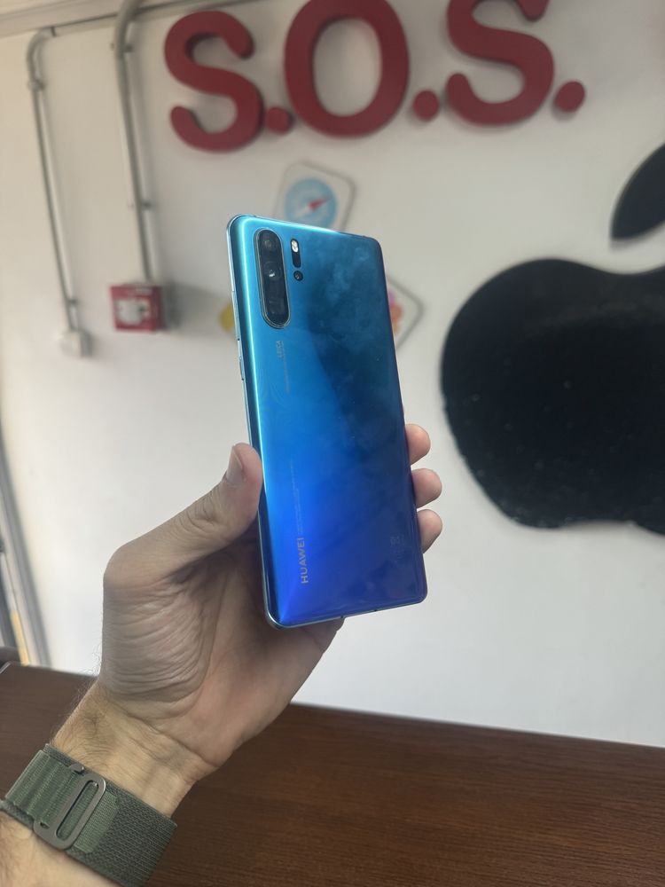 Vand Huawei P30 Pro Blue