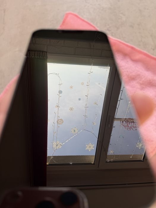 Iphone 13 pro 256 gb с батерия 80%